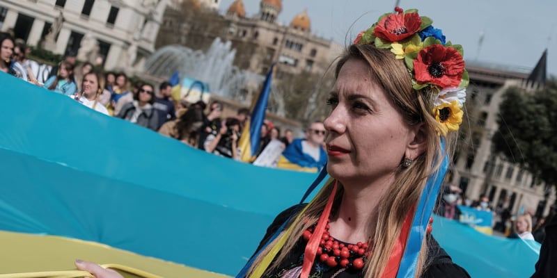 Demonstrace proti ruské invazi na Ukrajinu v Barceloně