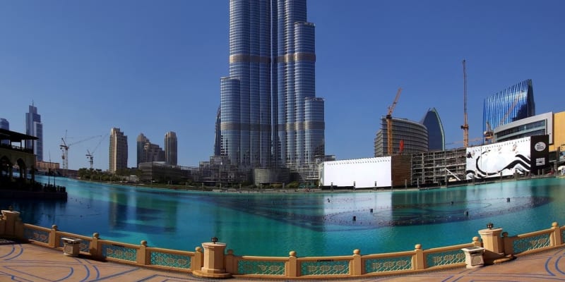 Nejvyšší budova světa Burdž Chalífa v Dubaji byla dokončena v roce 2009, kdy už svět stál na prahu hospodářské krize.