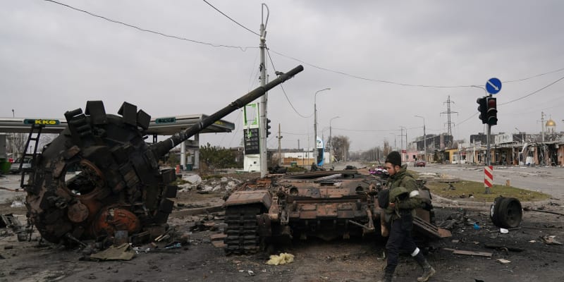 Zdevastovaný ruský tank