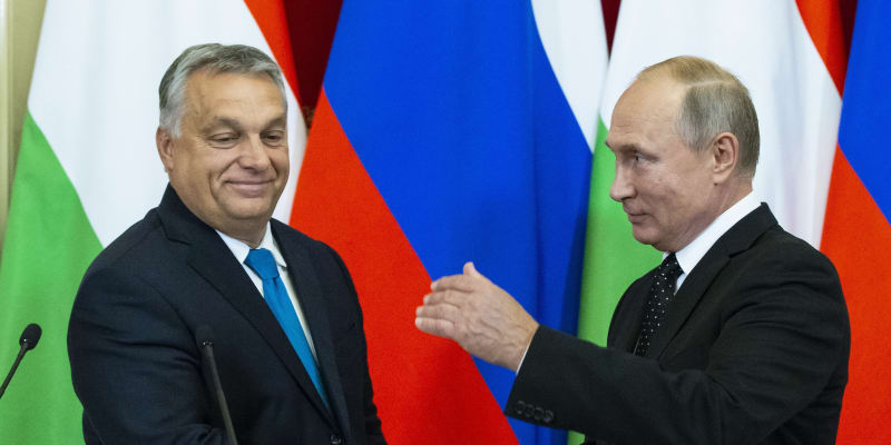 Viktor Orbán a Vladimir Putin v roce 2018
