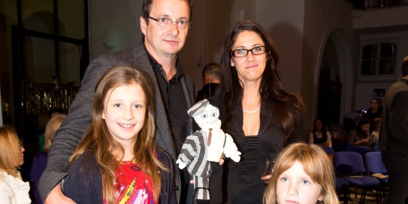 Spisovatel Michal Viewegh s rodinou (na snímku z roku 2012) 
