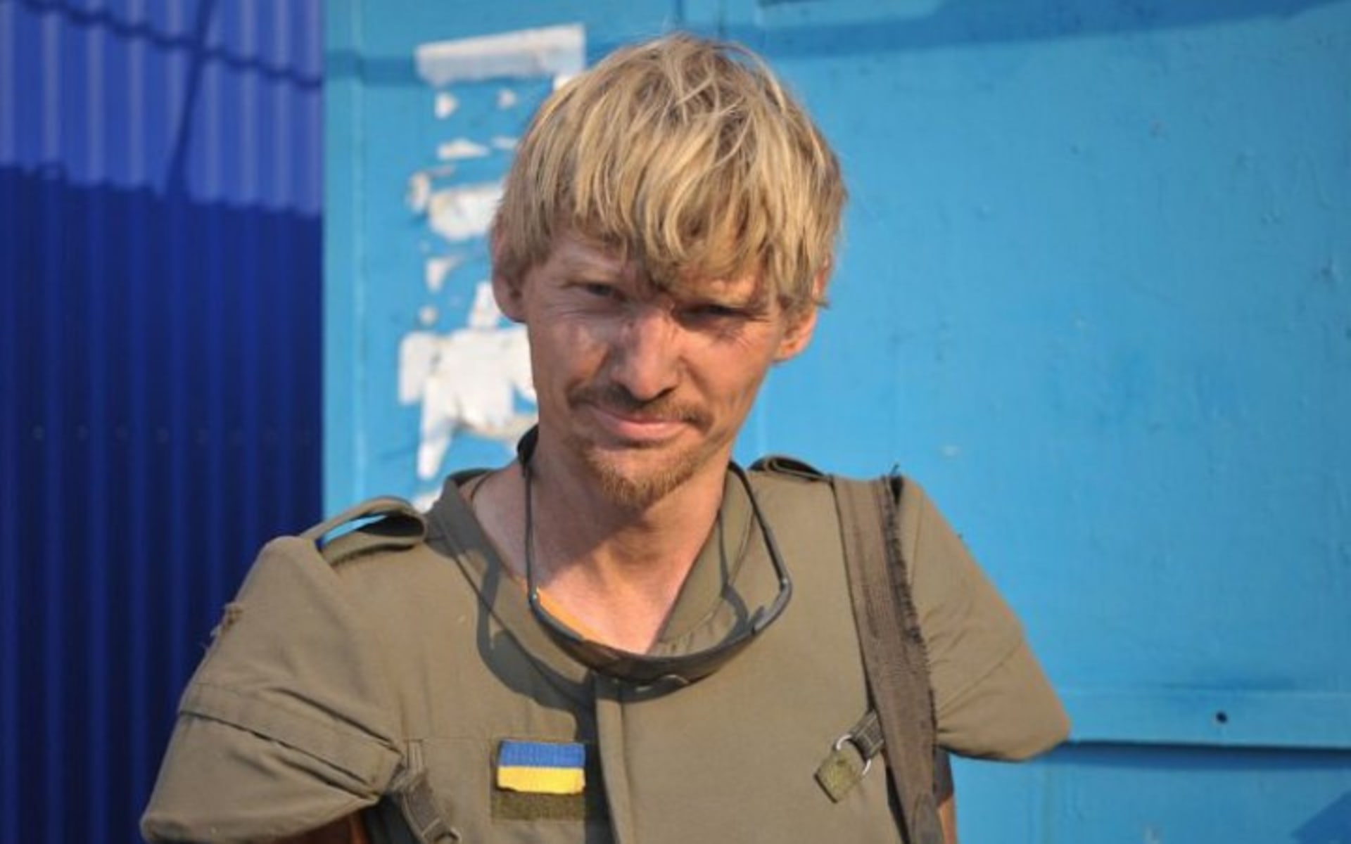 Ukrajinského reportéra Makse Levina zabili ruští vojáci, kteří ho pravděpodobně před tím navíc mučili.