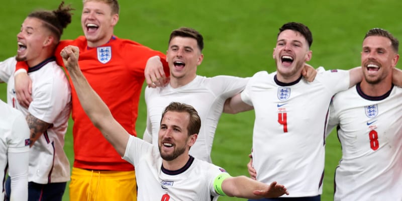 Anglie slaví postup do finále fotbalového Eura 2021.