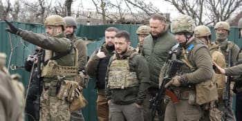 Jak prezident Zelenskyj za války řídí zemi? Rozhodnutí neopustit Kyjev bylo klíčové