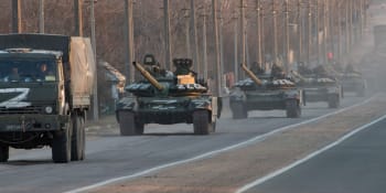 Umírá nám moc mužů, stěžoval si ruský voják a přejel tankem na protest svého velitele