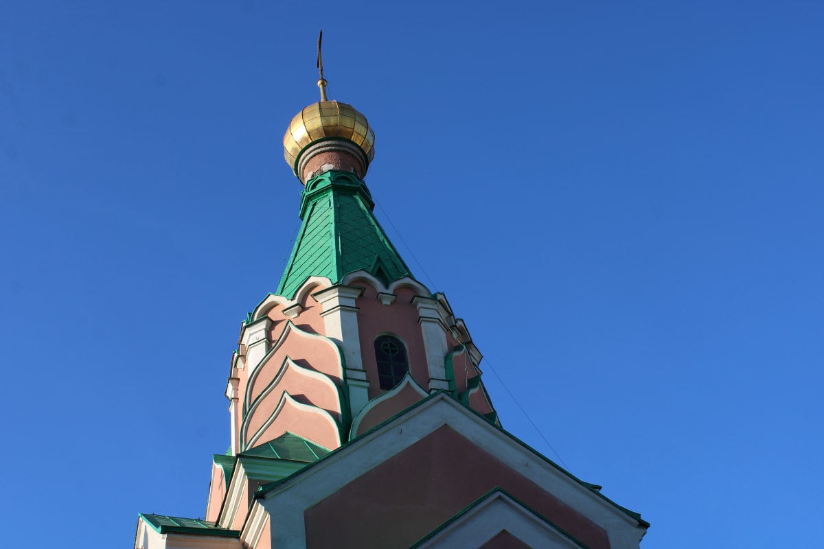 Pravoslavný kostel v Chudobíně vyprojektoval ukrajinský architekt Vsevolod Kolomackij.