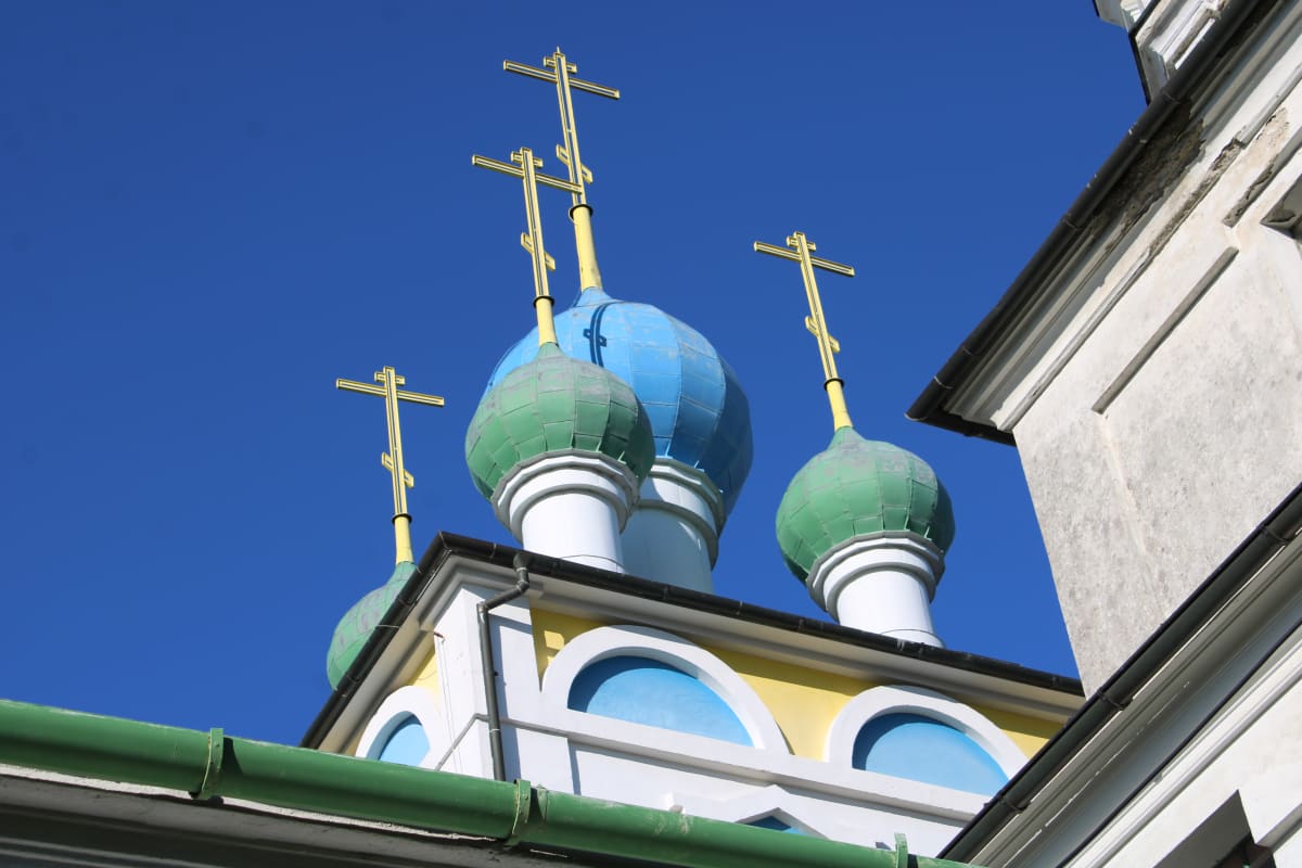Pravoslavný kostel v Chudobíně na Hané z roku 1935. Tehdy zde působila velká komunita moravských pravoslavných, dnes do chrámu míří ukrajinští uprchlíci.