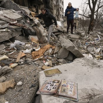 Většina budov v Borodjance je zničená. (5. března)