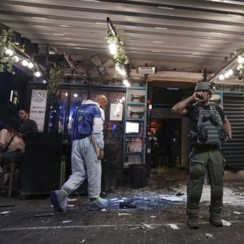 Izrael zažil další teroristický útok. Po střelbě v Tel Avivu zemřeli minimálně dva lidé