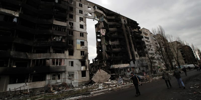 Zdevastované městečko Borodjanka u Kyjeva (6. 4. 2022)