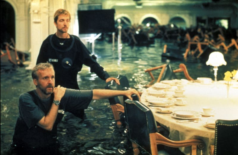 James Cameron při natáčení filmu Titanic.