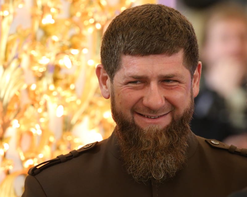 Pětačtyřicetiletý Kadyrov vládne v Čečensku železnou rukou už od roku 2007.