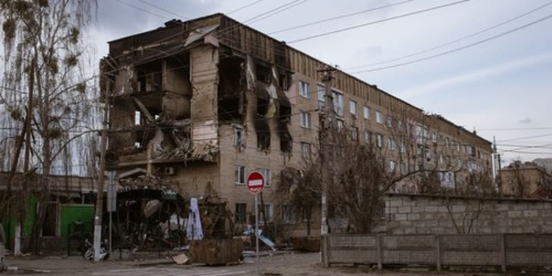Následky ruských útoků na město Hostomel