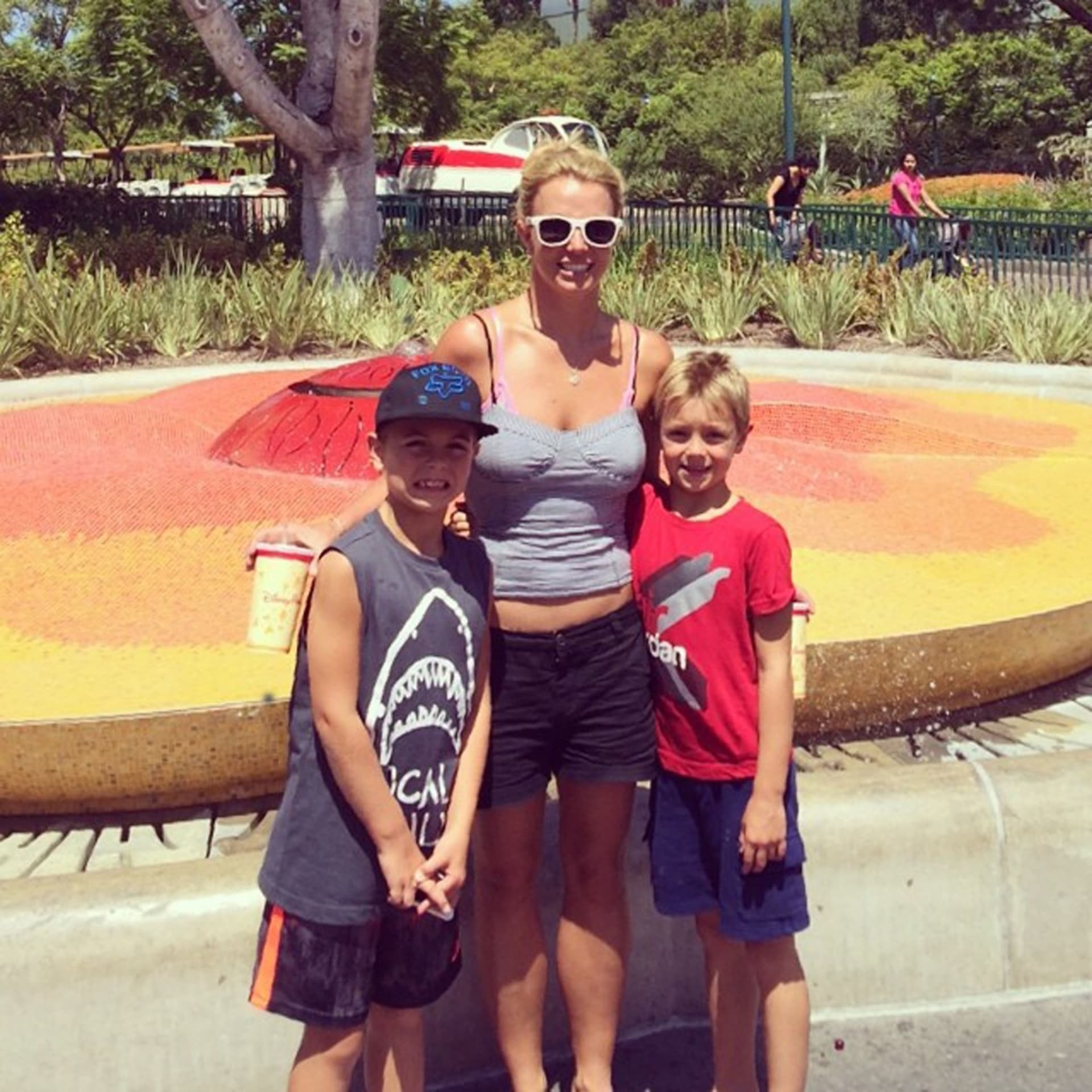 Britney Spears se svými dvěma syny