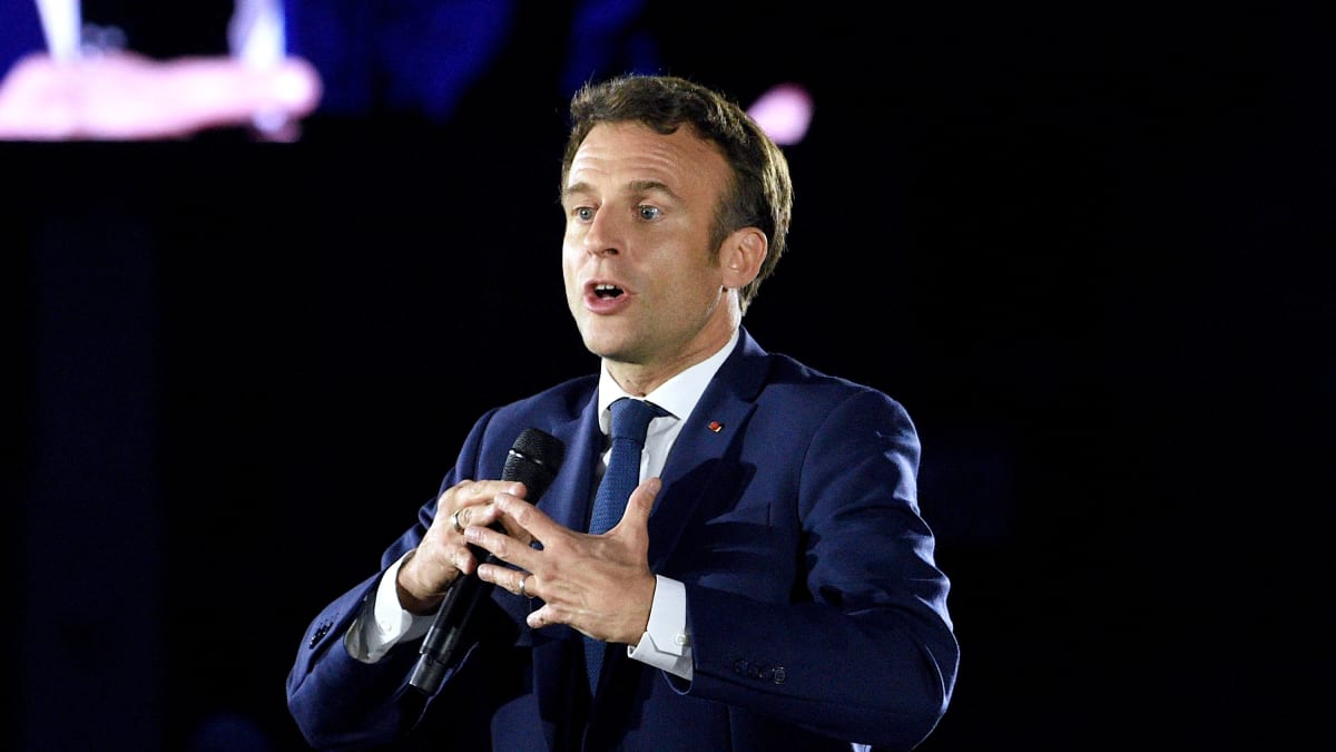 Francouzský prezident Emmanuel Macron má problém. Měl totiž tajně pomáhat firmě Uber v úspěchu na francouzském trhu.