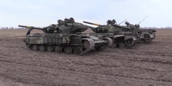Rusko má tři týdny na rozhodující úder. Nasazuje ale tanky ze 60. let, říká Visingr