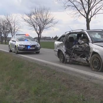 Při nehodě na Znojemsku se zranilo šest lidí.