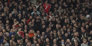 Úžasné gesto rivala. Stadion Liverpoolu zpíval na počest mrtvého syna Cristiana Ronalda