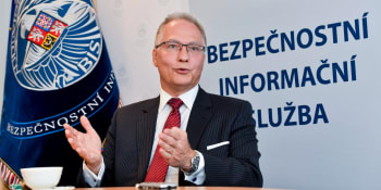 České tajné služby varují před ruskými špiony. Mohou být mezi uprchlíky, tvrdí Koudelka