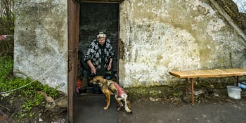 Mykolajiv stále ostřelují Rusové. Lidé tu pijí dešťovku a snaží se utéct do bezpečí