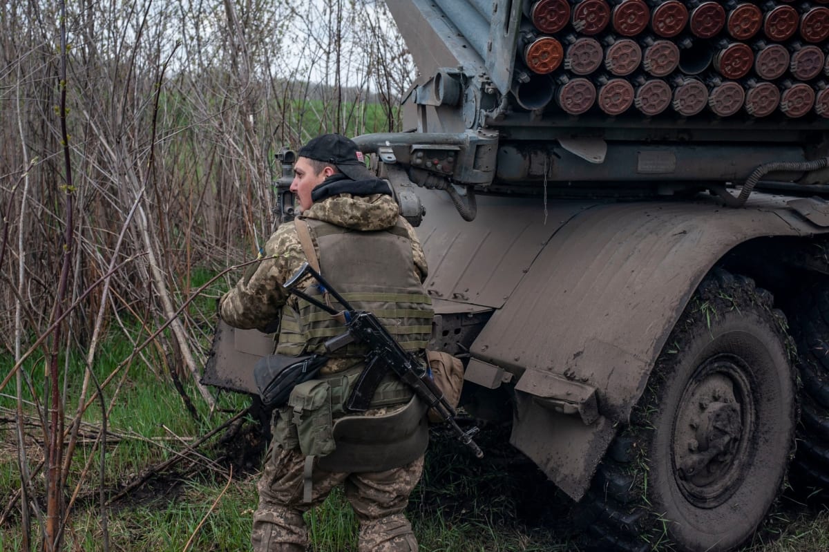 Ukrajinský voják v Charkovské oblasti, 21. dubna