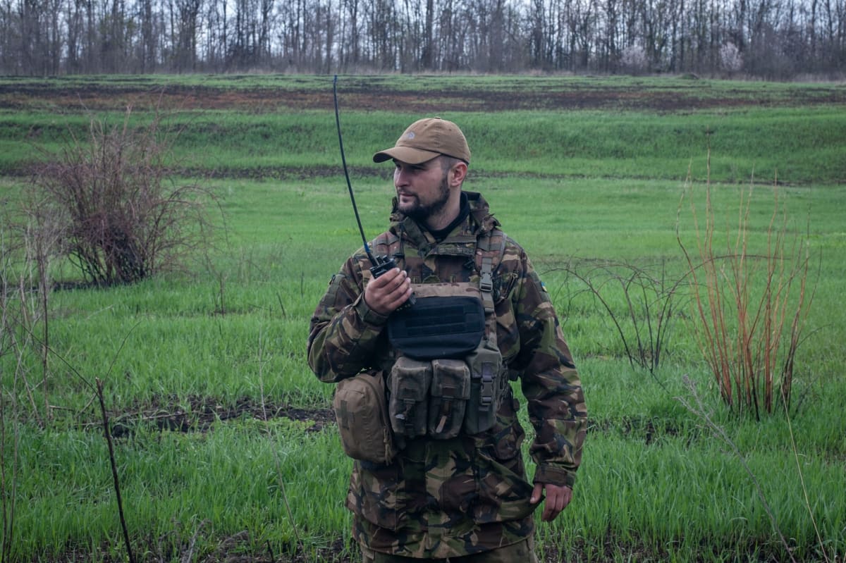 Ukrajinský voják v Charkovské oblasti, 21. dubna
