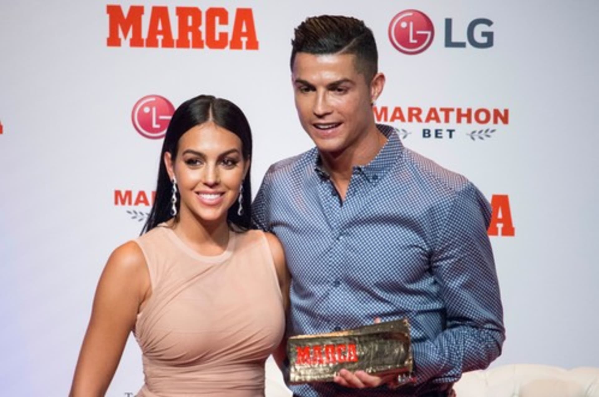 Ronaldo a Georgina čekali dvojčata