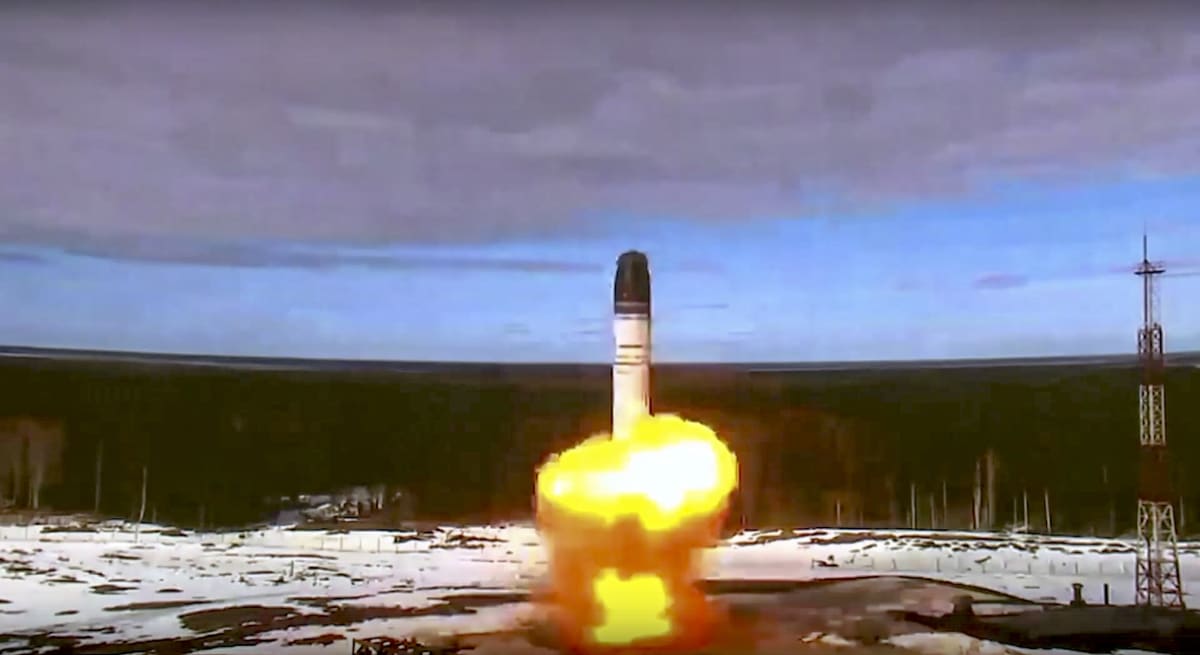 Rusko dál hrozí použitím rakety Sarmat.