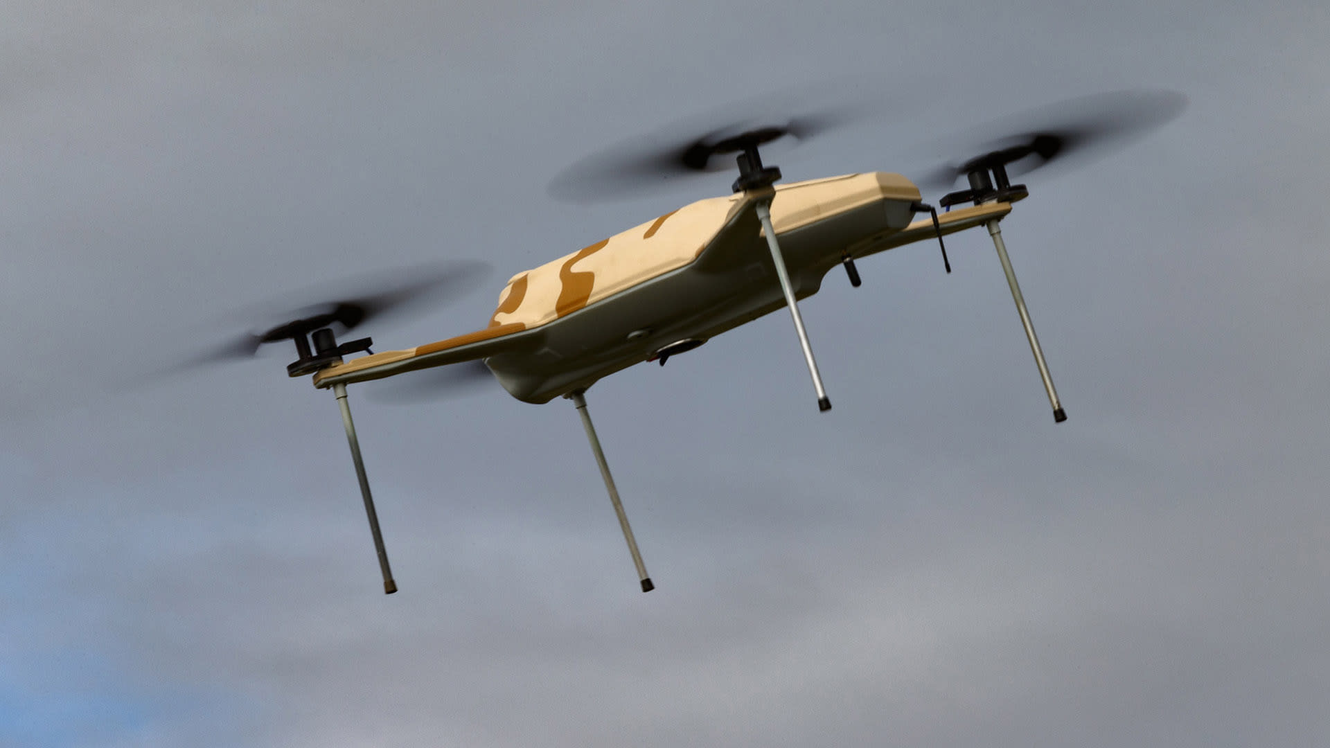 Útočné drony dnes patří k základní výbavě mnoha armád