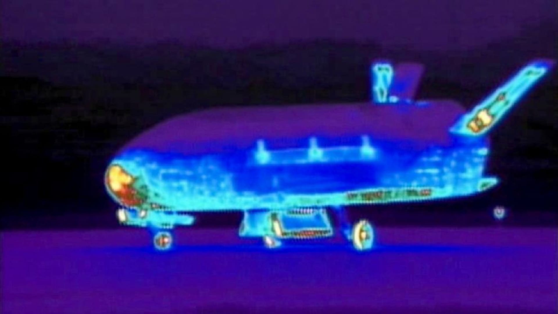 Termovizní záběry X-37B