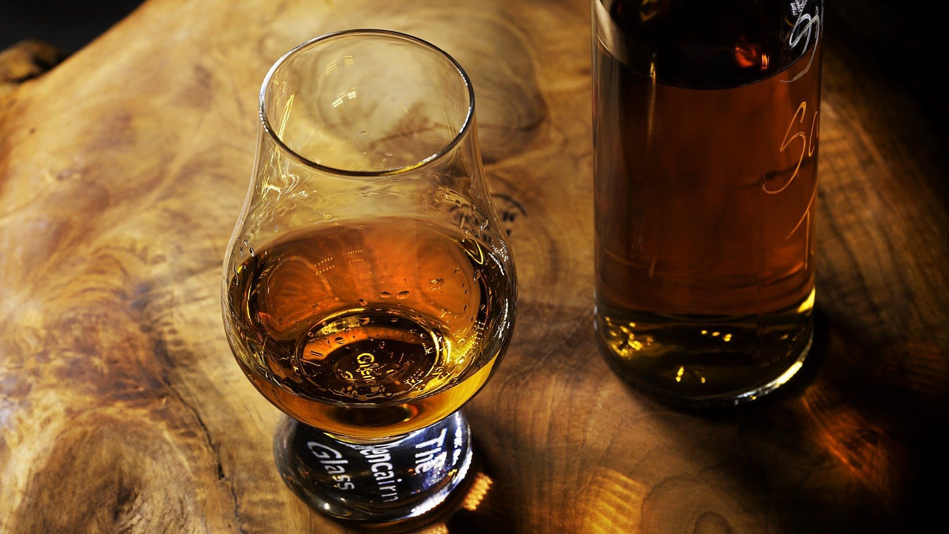 Poznáte bourbon od whisky?