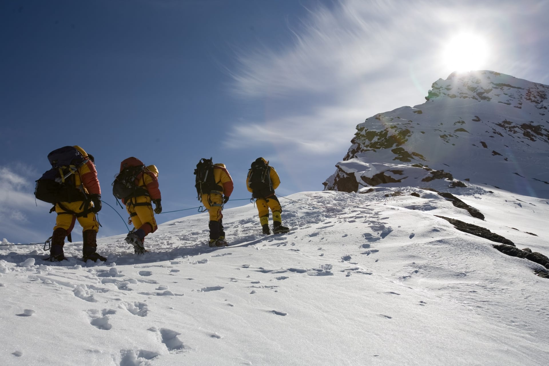 Everest si nakonec připsal osm obětí včetně zkušených horských vůdců