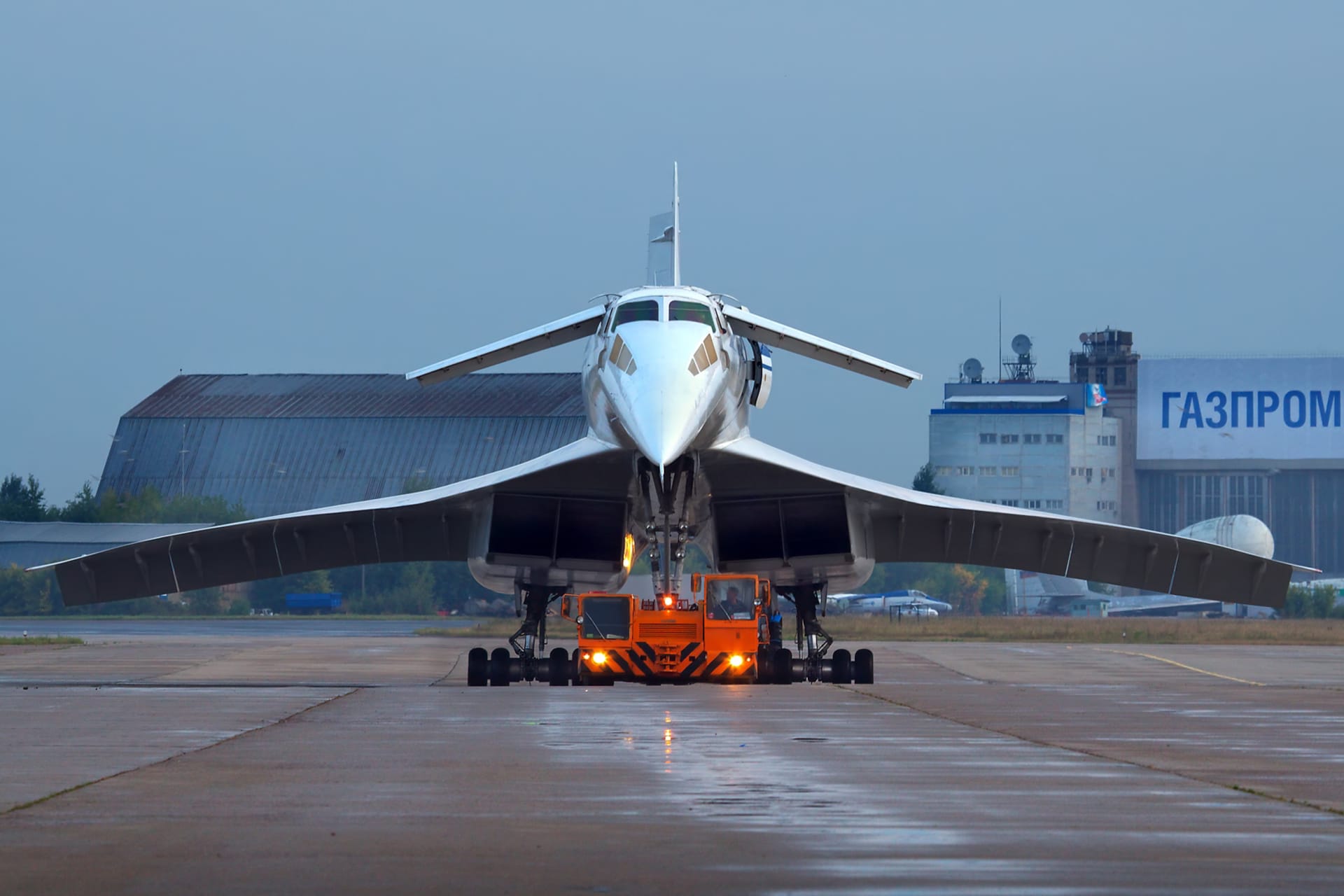 Sovětský supersonik Tu-144 byl odpovědí na snahu Britů a Francouzů vyvinout nadzvukový Concorde