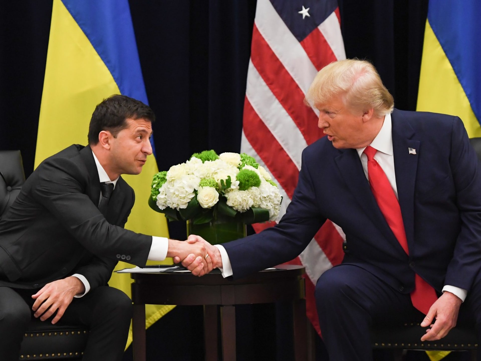Donald Trump na schůzce s ukrajinským prezidentem Volodymyrom Zelenskyjem