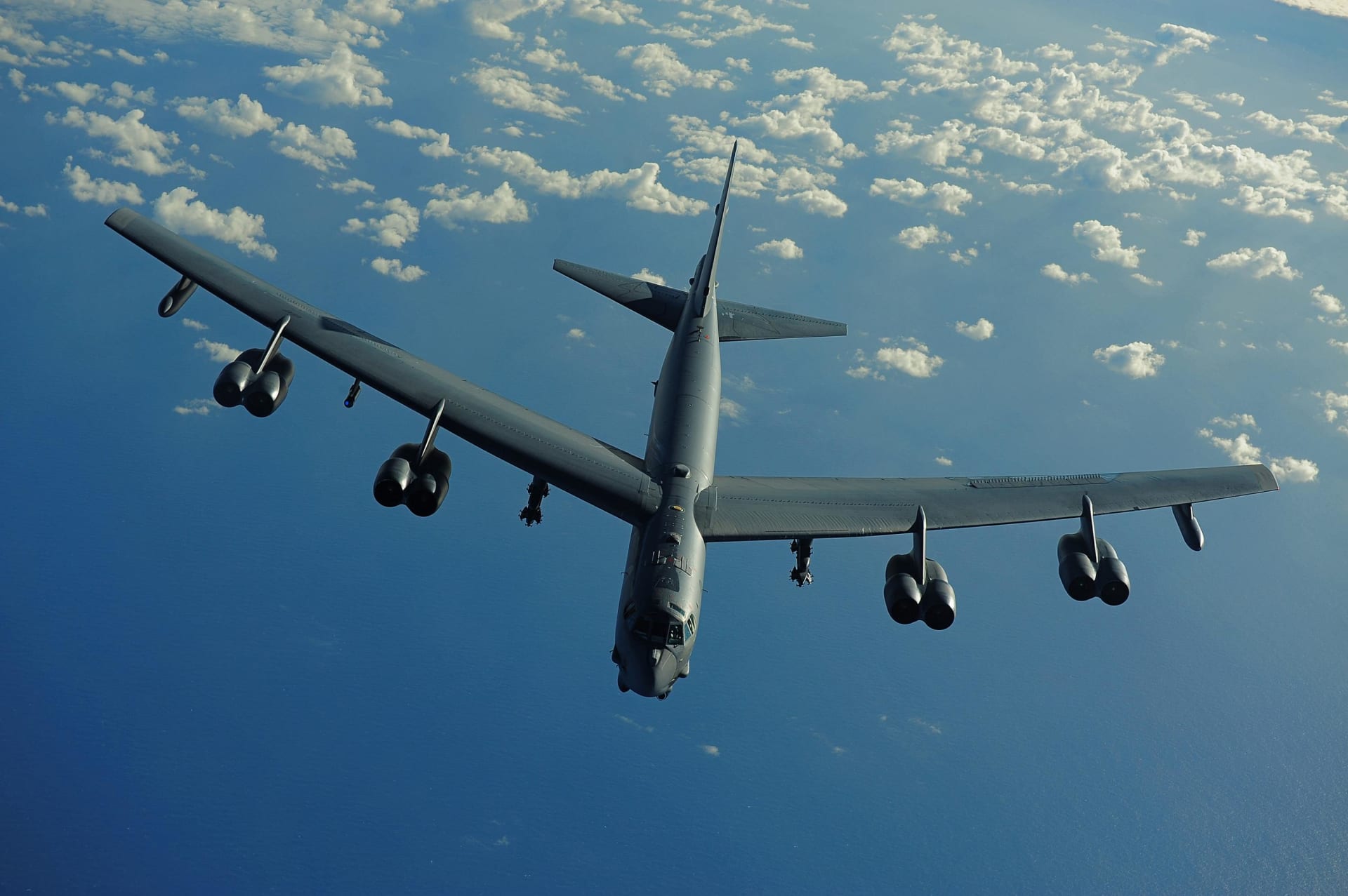 bombardér B-52