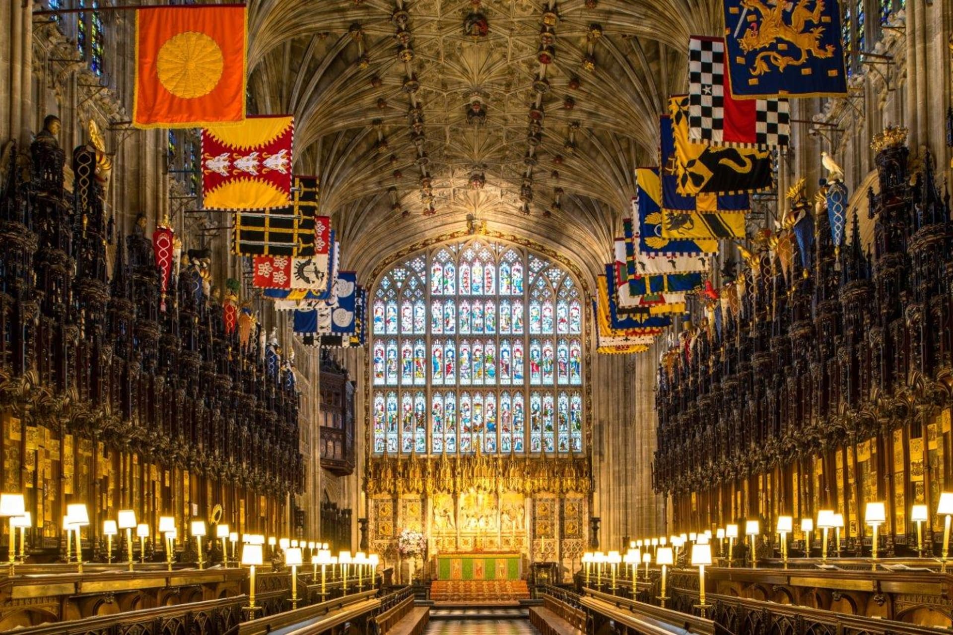 Vnitřek kaple svatého Jiří na hradě Windsor