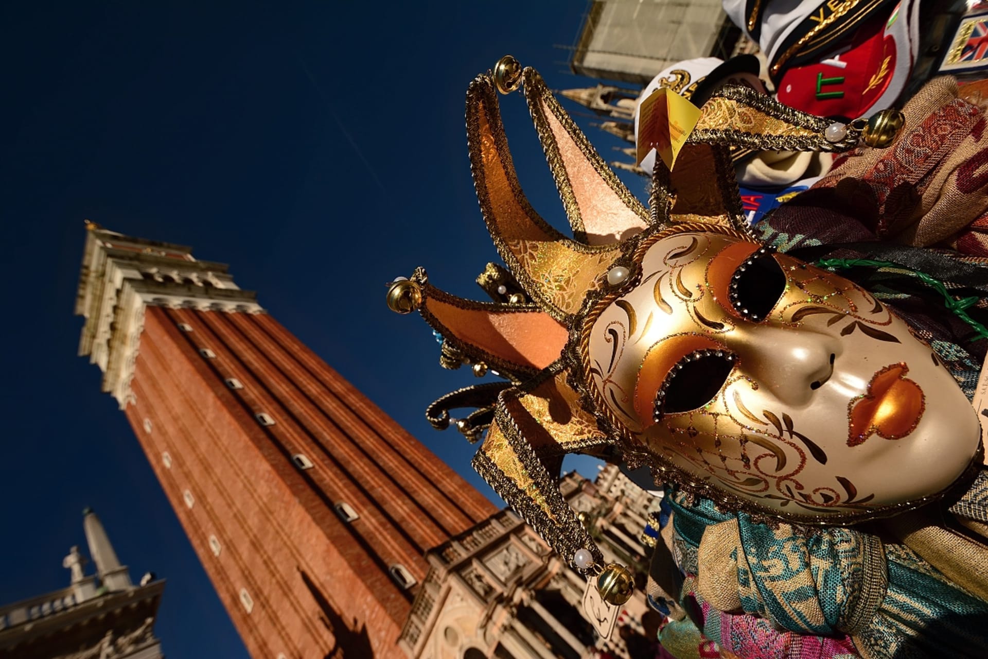Masky benátského karnevalu - Šašek