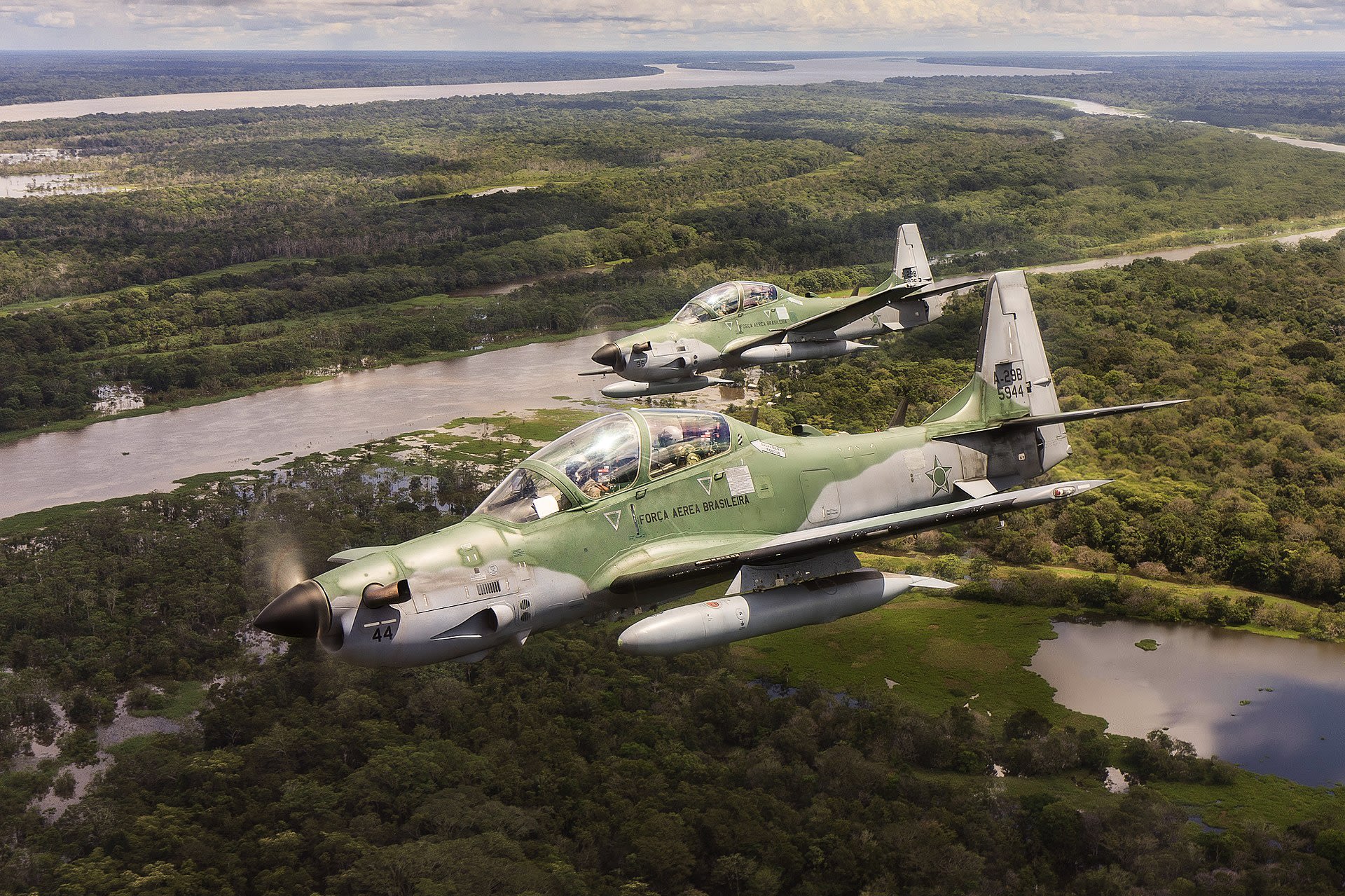 A-29 Super Tucano nad Amazonií