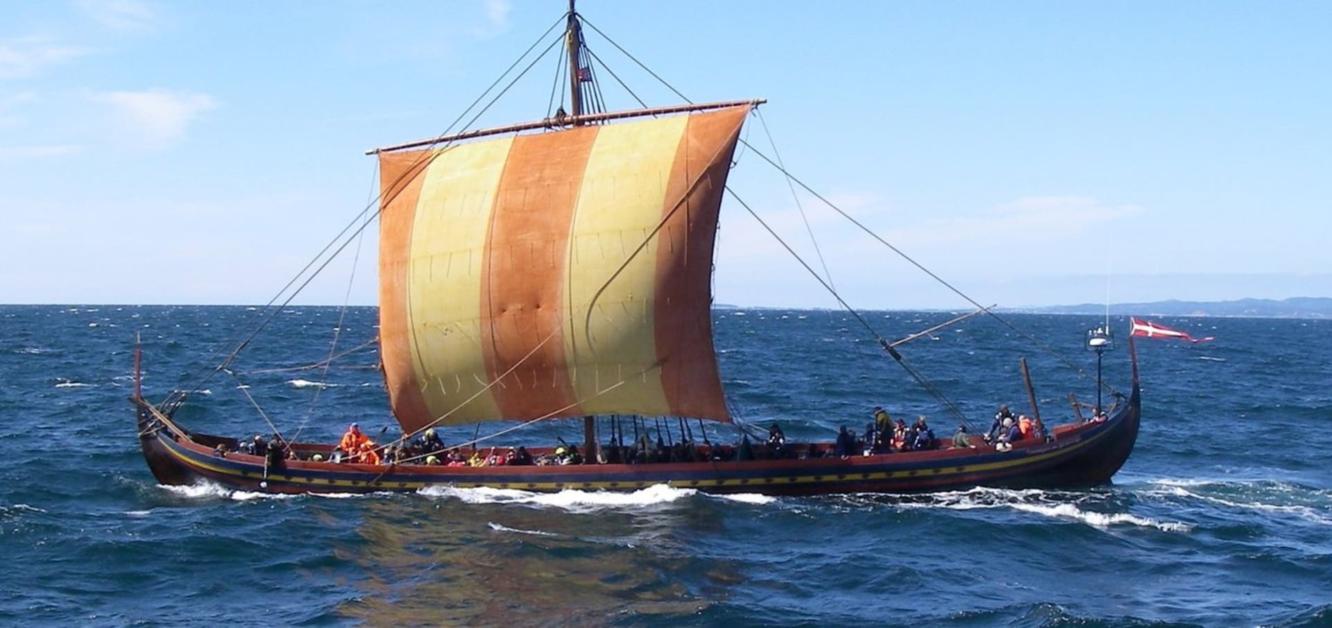 Replika vikinské lodi Mořský hřebec