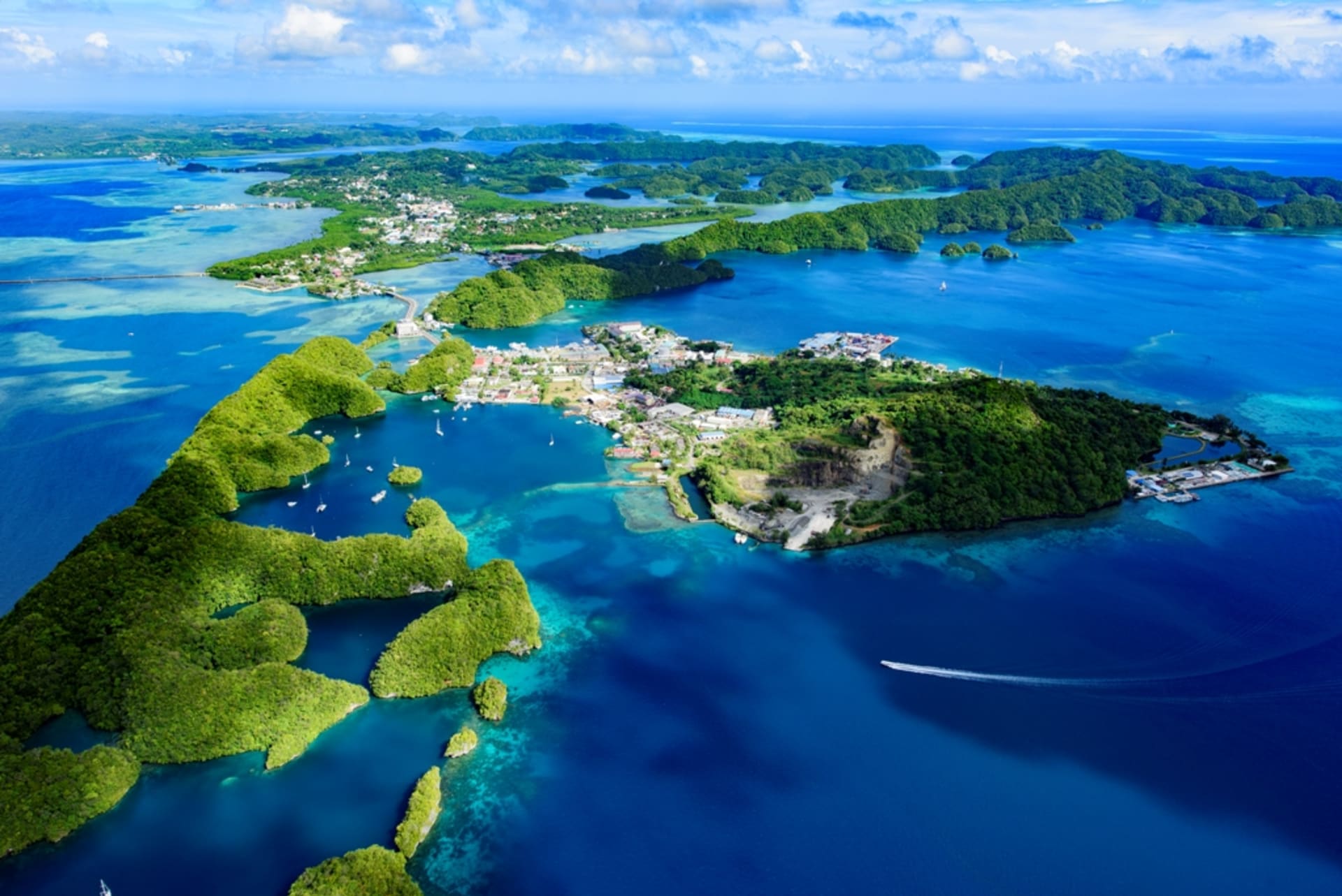 Letecký pohled na Palauské ostrovy