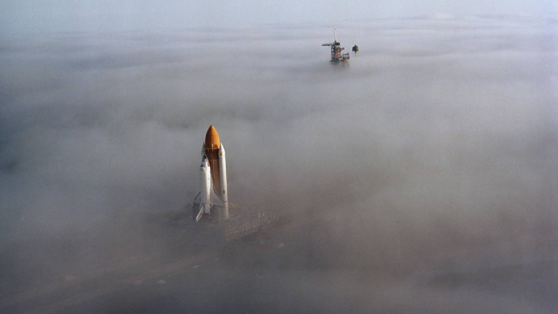 Challenger připravený ke startu na Mysu Canaveral