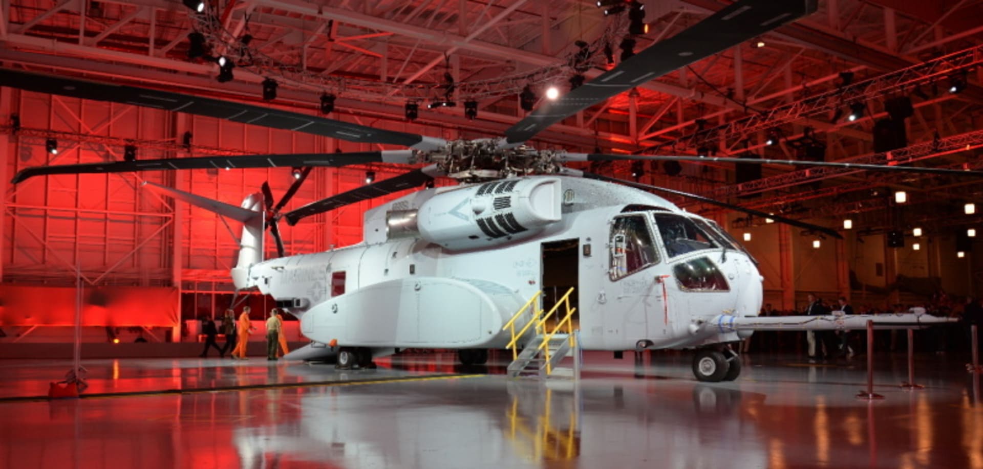Královský hřebec s vrtulí: Sikorski CH-53K  - Obrázek 1