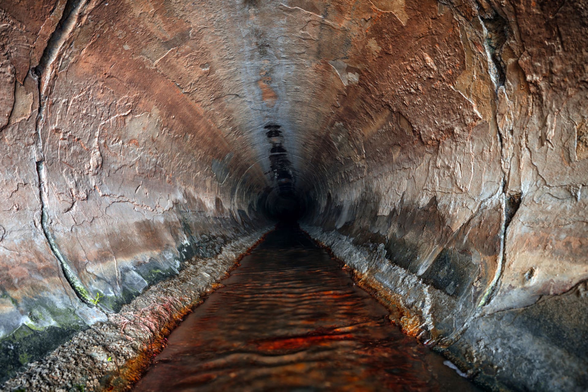 kanalizace - číhá v podzemí apokalypsa?