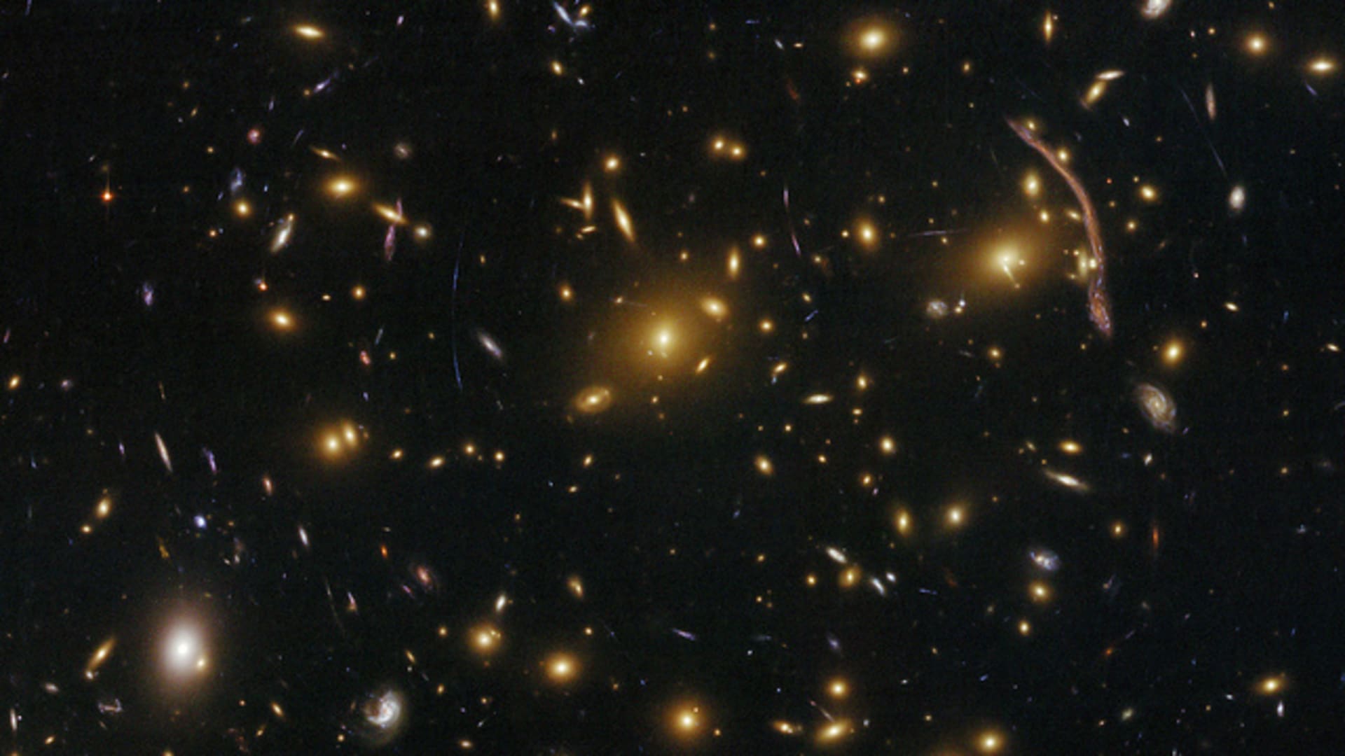 Nejkrásnější fotografie z Hubbleova teleskopu
