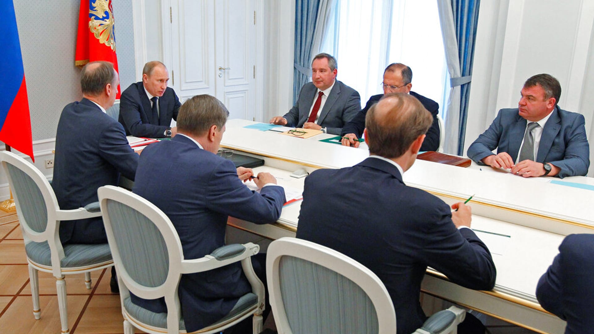 Osobní schůzky v bezprostřední blízkosti prezident Putin zrušil