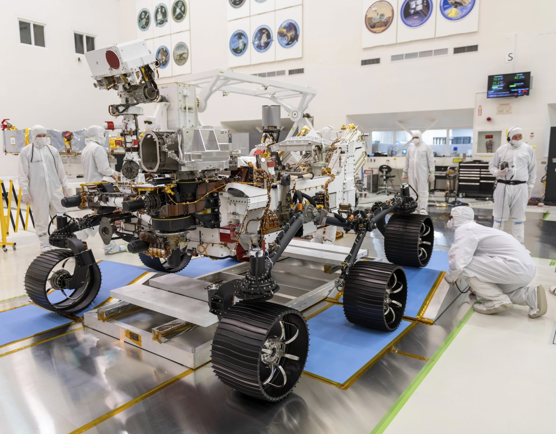 Vozítko Perseverance sestrojili v Laboratoři tryskového pohonu (JPL) v americké Pasadeně