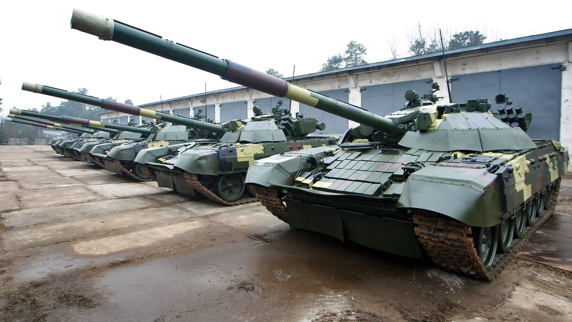 Tanky T-72 v Kyjevě main