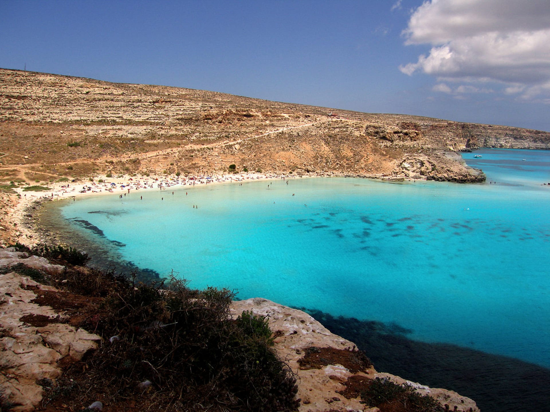 Králičí pláž na ostrově Lampedusa