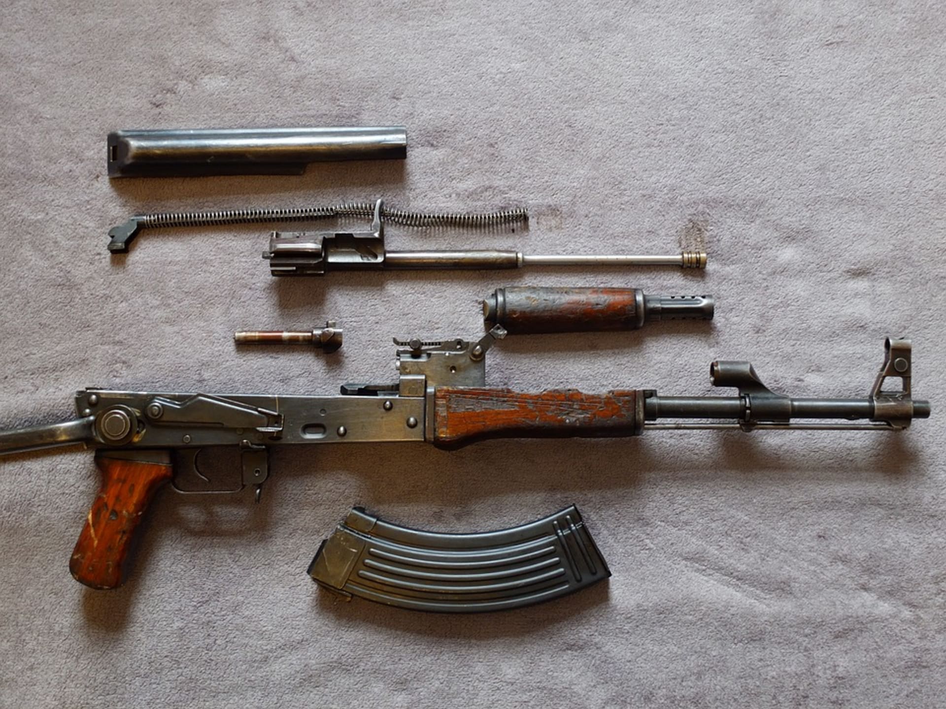 Rozložená klasika AK47