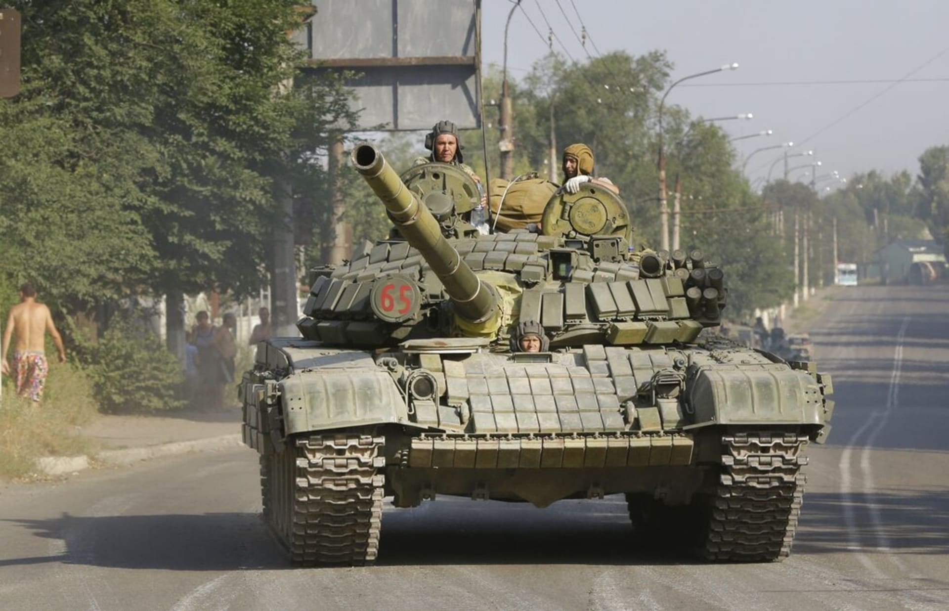 Proruští rebelové na východě Ukrajiny. 